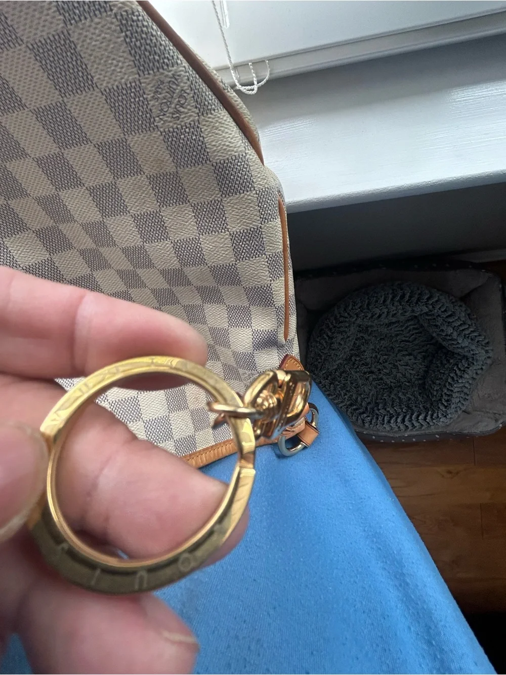 Louis Vuitton Damier Purse Single Strap with Coa - Picture 14 of 16